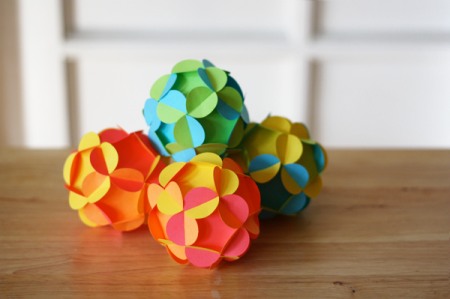 Origami aus Papier mit Ihren eigenen Händen. Einfache und einfachste Anweisungen für Anfänger, Schritt-für-Schritt-Implementierungsschemata, Fotos, Video-Tutorials