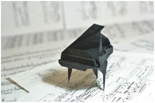 Origami aus Papier mit Ihren eigenen Händen. Einfache und einfachste Anweisungen für Anfänger, Schritt-für-Schritt-Implementierungsschemata, Fotos, Video-Tutorials