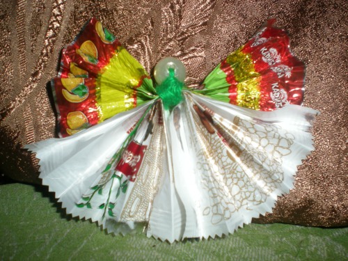 DIY-Bastelarbeiten aus Bonbonpapier Schritt für Schritt für Kinder. Meisterkurse mit Fotos und Videos