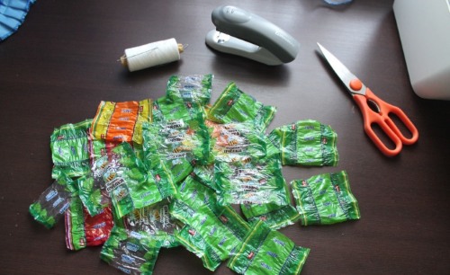 DIY-Bastelarbeiten aus Bonbonpapier Schritt für Schritt für Kinder. Meisterkurse mit Fotos und Videos