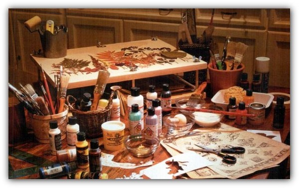 Decoupage. Masterclass per principianti passo dopo passo con foto: da tovaglioli su bottiglia, scatola, piatto, sedia, su legno, da carta da parati, fotografia, guscio d'uovo