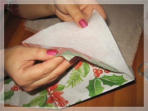 Decoupage. Masterclass per principianti passo dopo passo con foto: da tovaglioli su bottiglia, scatola, piatto, sedia, su legno, da carta da parati, fotografia, guscio d'uovo