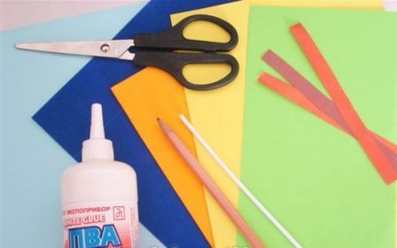Volumetrische Papieranwendungen. DIY-Meisterkurs für Anfänger, Muster und Vorlagen für Kinder zum neuen Jahr, 8. März, Lehrertag, Muttertag, Blumen