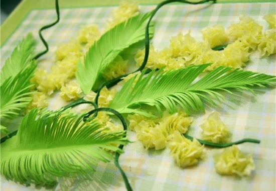 Volumetrische Papieranwendungen. DIY-Meisterkurs für Anfänger, Muster und Vorlagen für Kinder zum neuen Jahr, 8. März, Lehrertag, Muttertag, Blumen