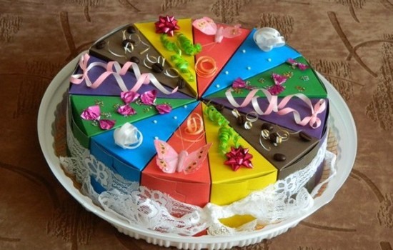 So machen Sie ein Geburtstagsgeschenk: für einen Freund, eine Freundin, Mama, Papa, Freundin, Oma, Bruder, Schwester. Schnelle und einfache DIY-Bastelideen