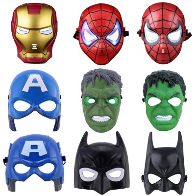 Kopfmasken aus Papier und Pappe. Basteln mit Kindern: Pferde, Iron Man, Spinne, Baba Yaga, Wolf, Fisch, Ziege, Vogel, Muster, Tiervorlagen