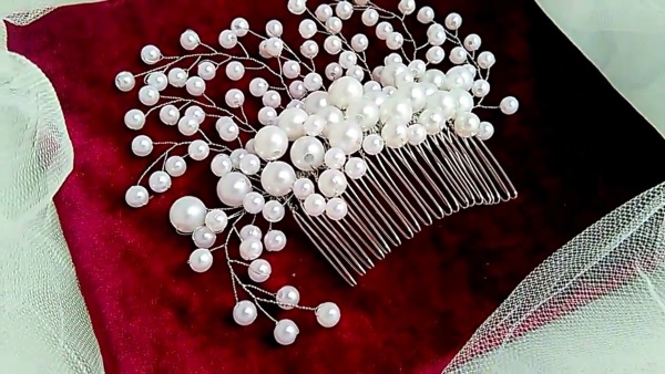 DIY-Haarnadeln aus Satinbändern, Strasssteinen, Perlen, Denim, Leder, Foamiran, Perlen und Draht. Meisterklasse Kanzashi
