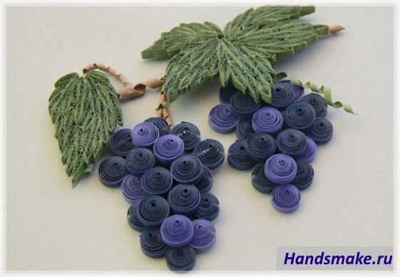 Quilling-Basteln für Anfänger: Muster. Schritt-für-Schritt-Anleitung mit Beschreibung: Blumen, Schmetterling, Tropfen, Trauben, Baumstamm, Chrysantheme, Ei, Tiere. Foto