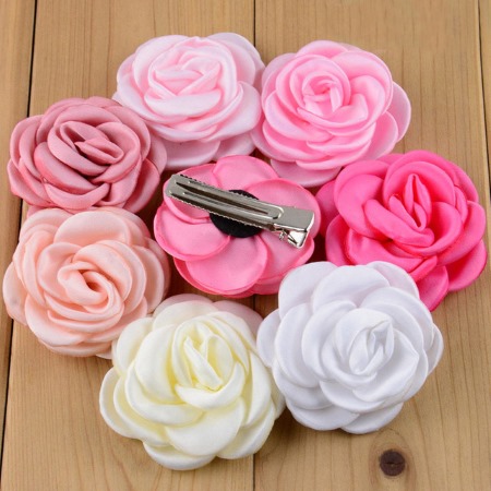 DIY-Rosen aus Satinbändern. Wie man einen Blumenstrauß macht. Detaillierte Meisterkurse mit Fotos