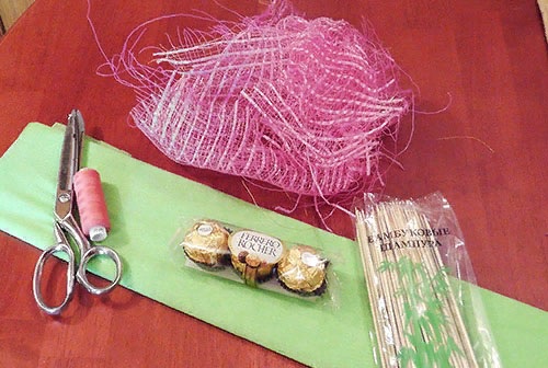 Sträuße aus Süßigkeiten und handgefertigten Blumen. Schritt-für-Schritt-Meisterkurs für Anfänger, Fotoanleitung