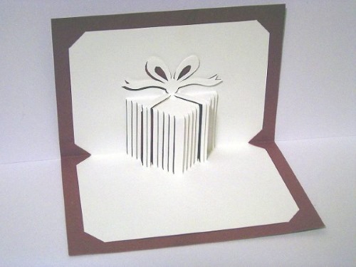Kirigami für Anfänger. Vorlagen und Ausschnitte für Kinder: Karten, Architektur, Tiere