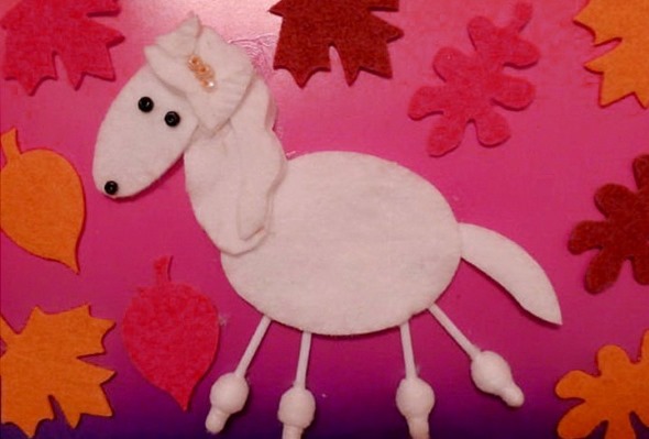 Basteln mit eigenen Händen aus Wattestäbchen, Scheiben, Plastilin