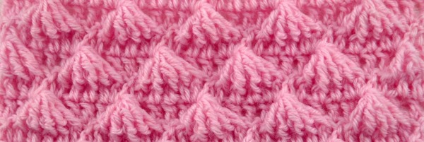 Schöne Strickmuster mit Diagrammen und Beschreibungen. Durchbrochen, voluminös, dicht