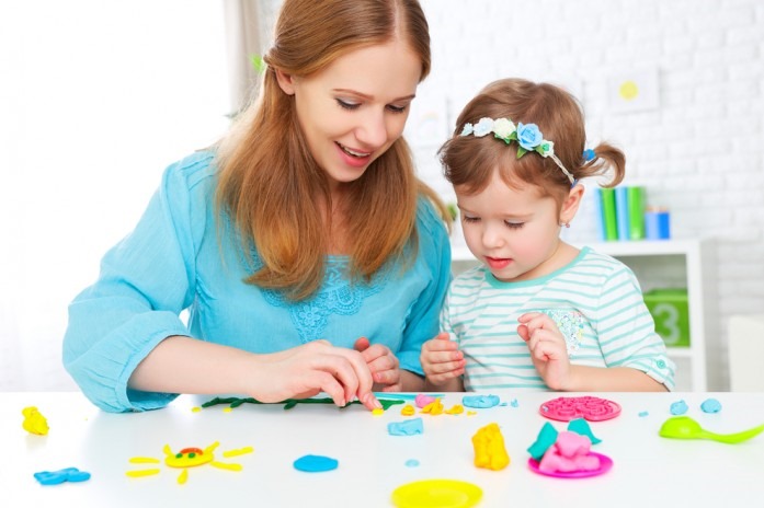 Basteln aus Plastilin für Kinder von 2-3-4-5-6 Jahren mit eigenen Händen Schritt für Schritt Fotos und Bilder