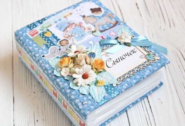 Scrapbooking für Anfänger Schritt für Schritt mit Fotos. Album von Grund auf, Postkarten für Mädchen, Jungen