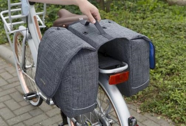 Tasche aus Jeans. Wie man es selbst aus Alten macht, Schnittmuster, Nähen, wie man dekoriert. Fotos und Videos