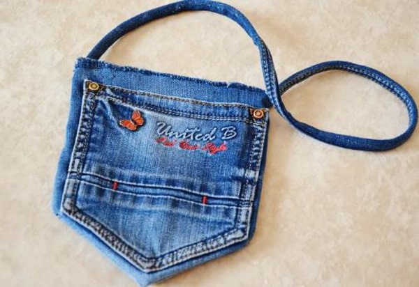 Tasche aus Jeans. Wie man es selbst aus Alten macht, Schnittmuster, Nähen, wie man dekoriert. Fotos und Videos