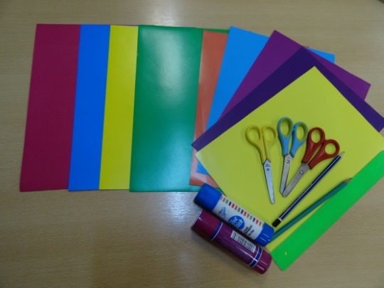 DIY-Papierbasteln für Kinder. Origami-Muster für Neujahr, 8. März, Geburtstag