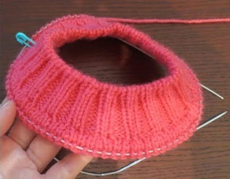 Calzini da lavorare a maglia con 2 ferri per bambini, uomini e donne. Modelli di tacchi e punte, istruzioni per principianti