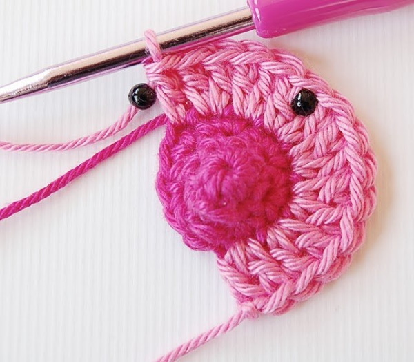 Häkeln Sie Babydecken. Strickmuster und Beschreibungen für Anfänger