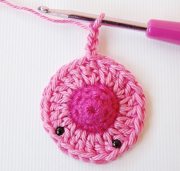 Häkeln Sie Babydecken. Strickmuster und Beschreibungen für Anfänger