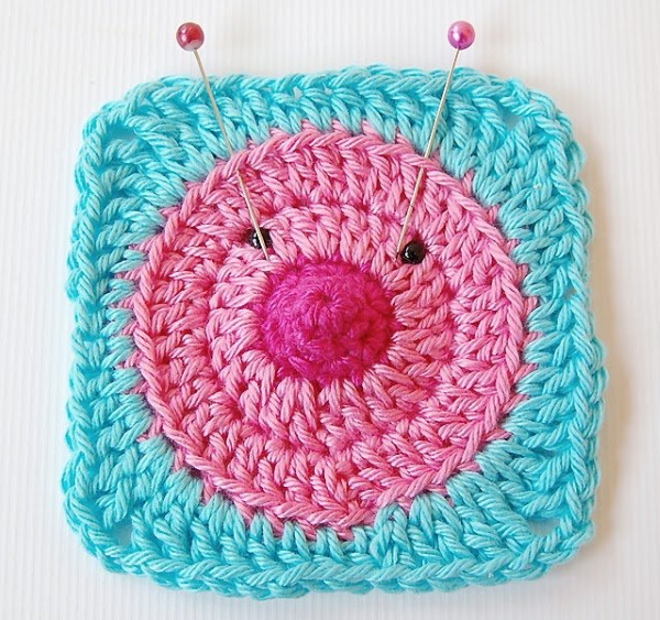 Häkeln Sie Babydecken. Strickmuster und Beschreibungen für Anfänger