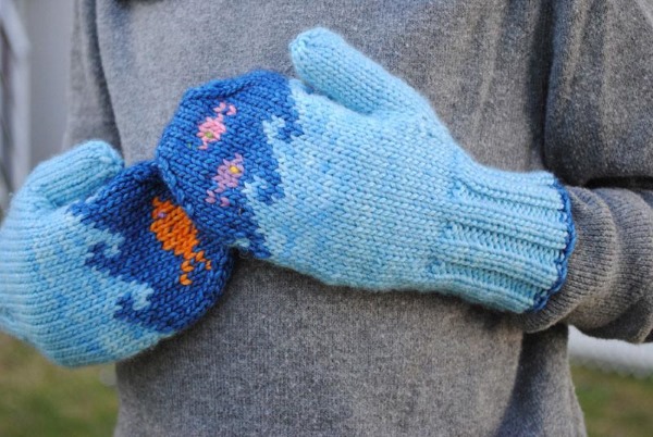 So stricken Sie Fäustlinge mit Stricknadeln. Schemata und Schritt-für-Schritt-Beschreibung für Anfänger
