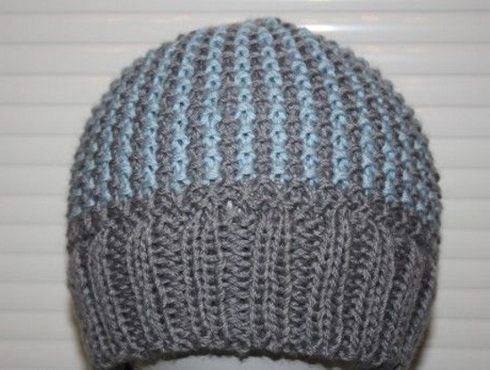 Strickmützen für Jungen im Alter von 3–4, 5–6 und 7–10 Jahren, Winter. Schemata mit Beschreibung, Modelle