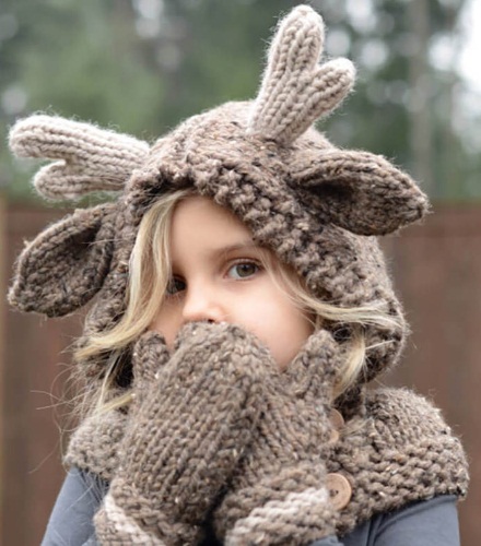 So stricken Sie eine Haube mit Stricknadeln für Frauen und Mädchen. Schemata, neue Modelle