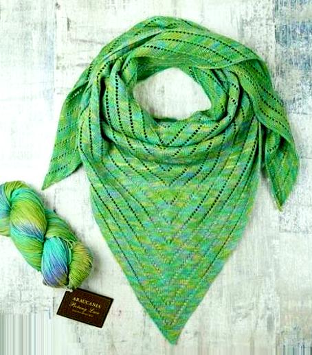 Mit Nadeln gestrickte durchbrochene Schals. Schemata und Beschreibung für Anfänger