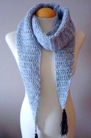 Mit Nadeln gestrickte durchbrochene Schals. Schemata und Beschreibung für Anfänger