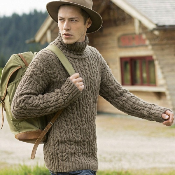 Wie man Schritt für Schritt einen Halsausschnitt für einen Anfängerpullover aus Mohair strickt, Abnahmen, verkürzte Reihen