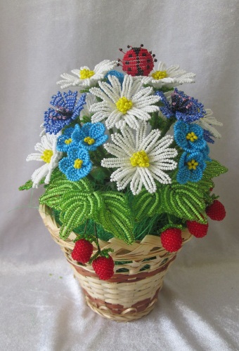 Origineller Blumenstrauß für eine Frau mit eigenen Händen zum Geburtstag, Jubiläum