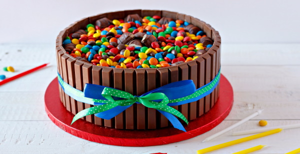 So dekorieren Sie einen Kuchen für den Geburtstag eines Kindes, egal ob Junge oder Mädchen. Fotos, Ideen