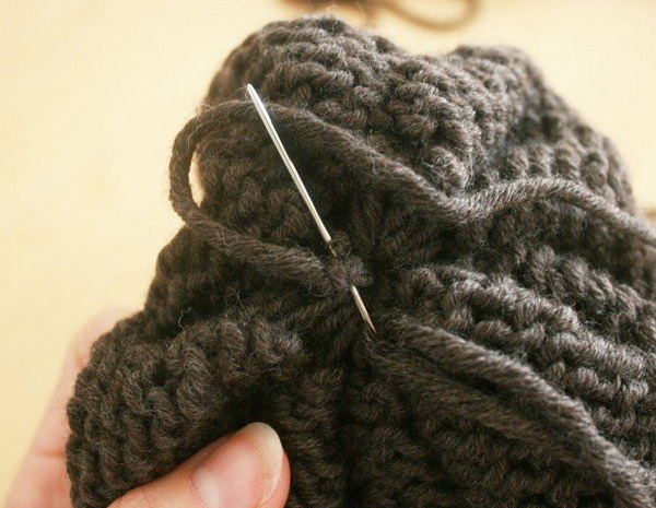 So beenden Sie das Stricken. Die letzte Reihe des Gummibandes, Schal für Anfänger