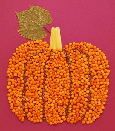 Basteln für den Kindergarten Herbstfantasie aus Naturmaterialien, Gemüse, Kastanien, Zapfen
