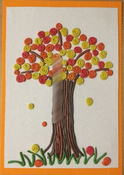 Basteln für den Kindergarten Herbstfantasie aus Naturmaterialien, Gemüse, Kastanien, Zapfen