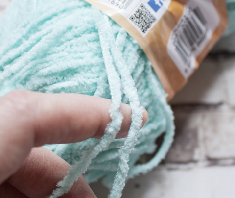 Decke aus Alize Baby Softy-Garn, gestrickt. Schritt-für-Schritt-Anleitungen, Diagramme, Muster