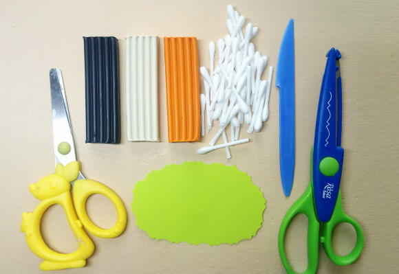 Basteln mit eigenen Händen aus Wattestäbchen, Scheiben, Plastilin