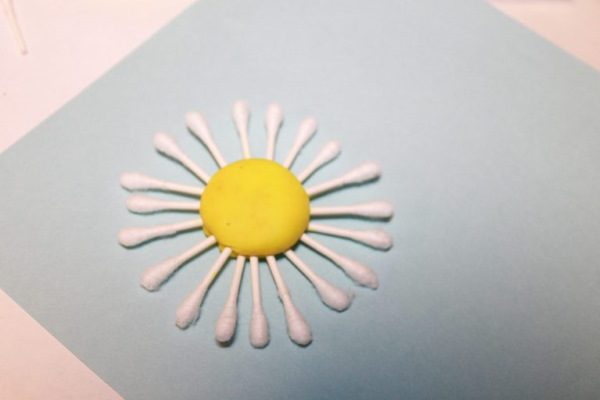 Basteln mit eigenen Händen aus Wattestäbchen, Scheiben, Plastilin
