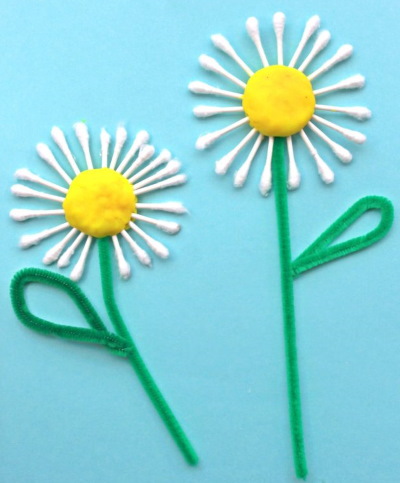 Basteln mit eigenen Händen aus Wattestäbchen, Scheiben, Plastilin