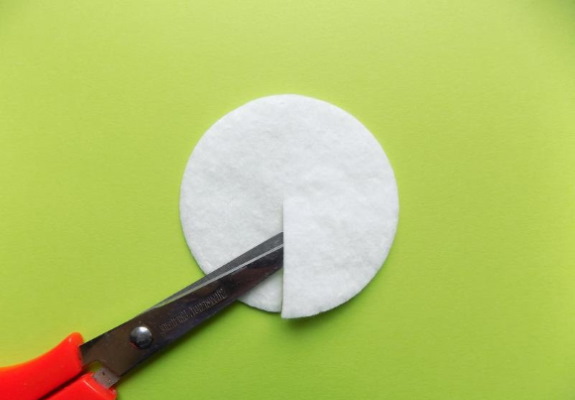 Basteln mit eigenen Händen aus Wattestäbchen, Scheiben, Plastilin