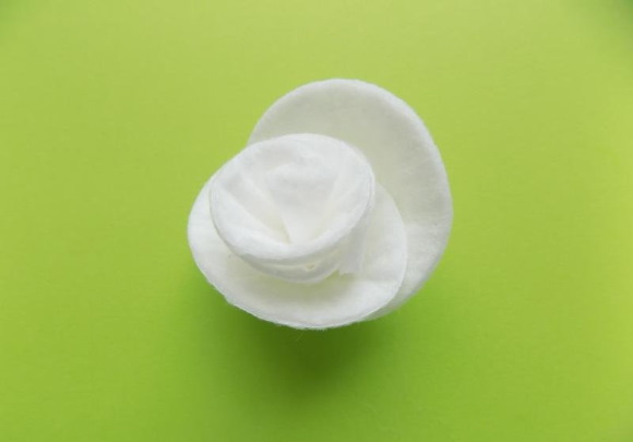 Basteln mit eigenen Händen aus Wattestäbchen, Scheiben, Plastilin