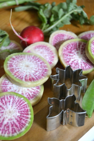 Essbarer Blumenstrauß für eine Frau. So machen Sie es selbst
