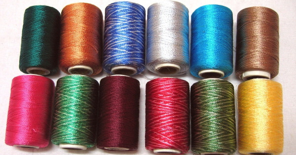 Makramee für Anfänger. Muster zum Weben von Armbändern, Knoten, Paneelen, Blumentöpfen, Tieren, Taschen