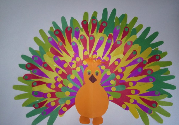 Palmenapplikationen aus farbigem Papier für Kinder: Herbstbaum, Igel, Pfau, Blumen