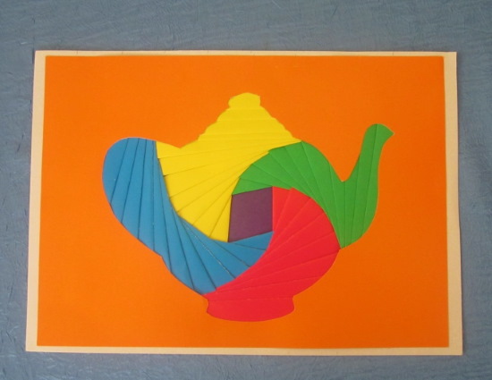 Irisfalten für Anfängerkinder. Was ist das, Diagramme, Schritt-für-Schritt-Meisterkurse. Foto