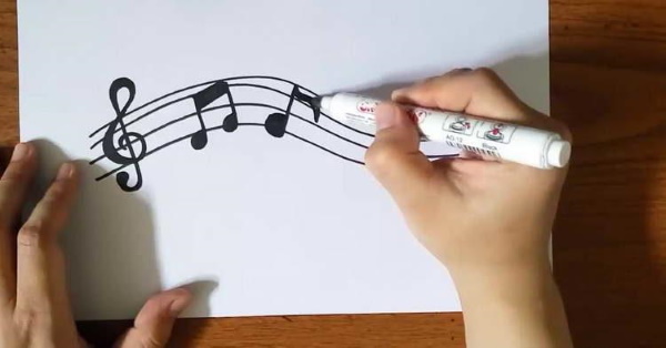 Violinschlüssel. Zeichnen für Kinder mit einem Bleistift auf einem Notensystem zum Kopieren
