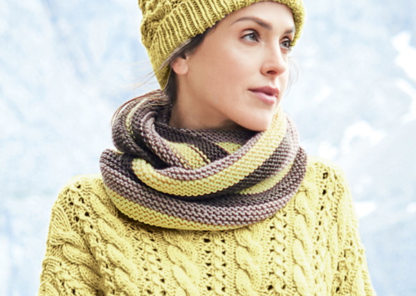 Mit Stricknadeln gestrickte Snood-Kapuze. Schemata und Beschreibungen, Anleitungen für Anfänger. Neue Modelle für Damen
