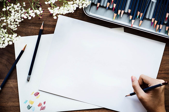 Schöne Zeichennotizen für Kinder mit Bleistift auf Zellen, in einem Notizbuch Schritt für Schritt